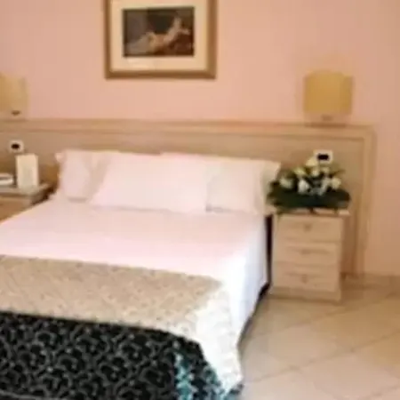 Ora Capomulini Hotel